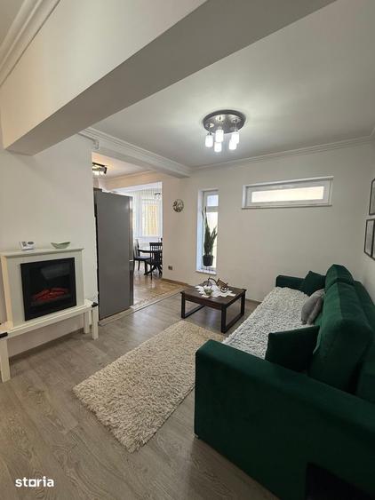 Apartament cu 3 camere semidecomandat în Bună Ziua