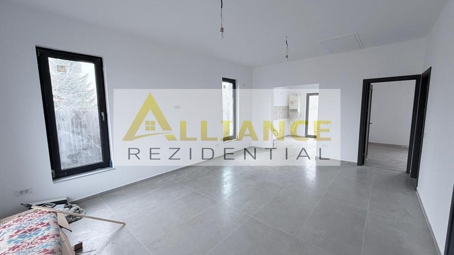 Casă individuală cu 3 camere cu Canalizare în Berceni