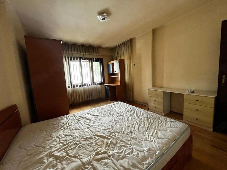 Apartament cu 3 camere decomandat în Dorobanților