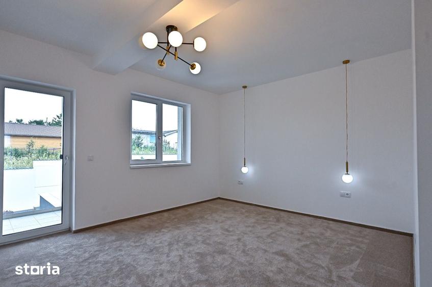 Casă cu 4 camere cu Teren 380 Mp în Central