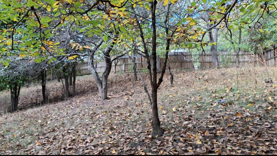 Teren Construcții intravilan de 1411 mp, în Podul Vadului