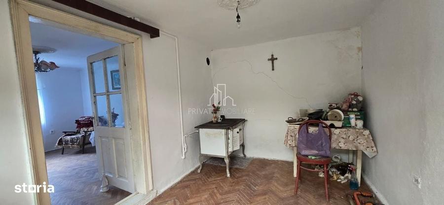Casă cu 2 camere în Central