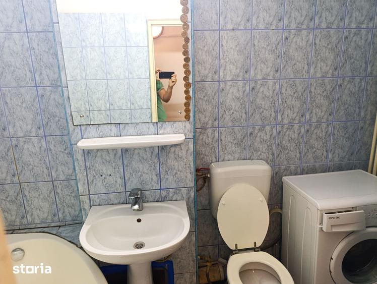 Proprietar - Garsoniera 2/4, Militari, Lujerului, Teatrul Masca. - 2