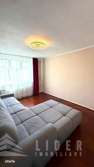 Apartament cu 2 camere decomandat în Plopilor