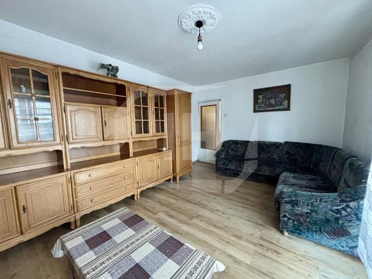 Apartament cu 2 camere decomandat, mobilat în Între Lacuri