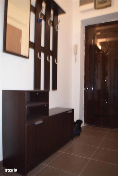 Apartament cu 2 camere în Podul de Piatră