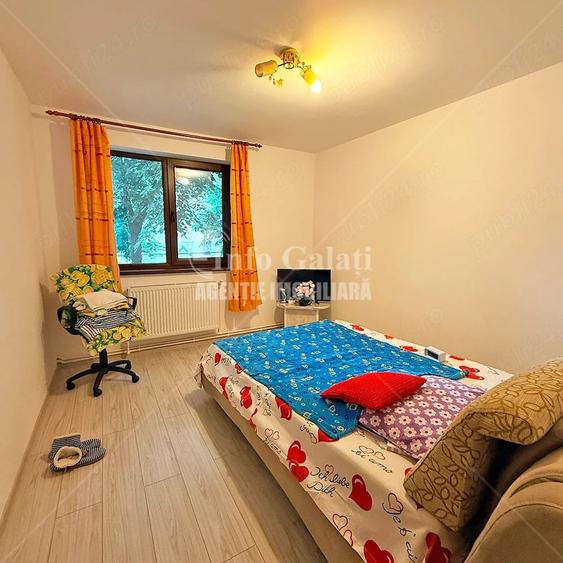Apartament cu 4 camere semidecomandat în Mazepa 1