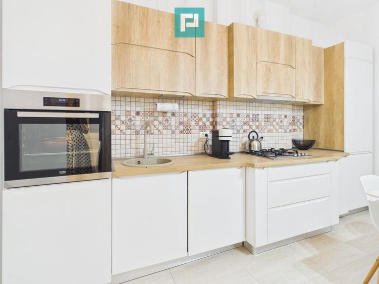 Apartament cu 2 camere semidecomandat, mobilat în Sinaia
