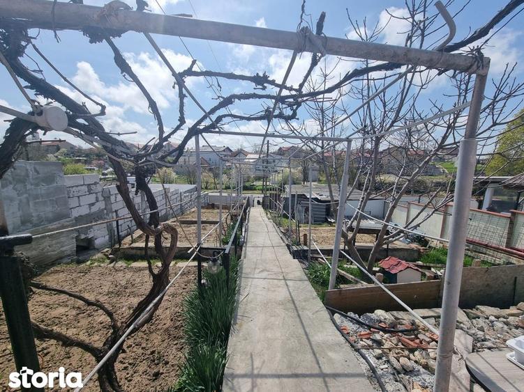 Casă cu 3 camere cu Teren 334 Mp în Central