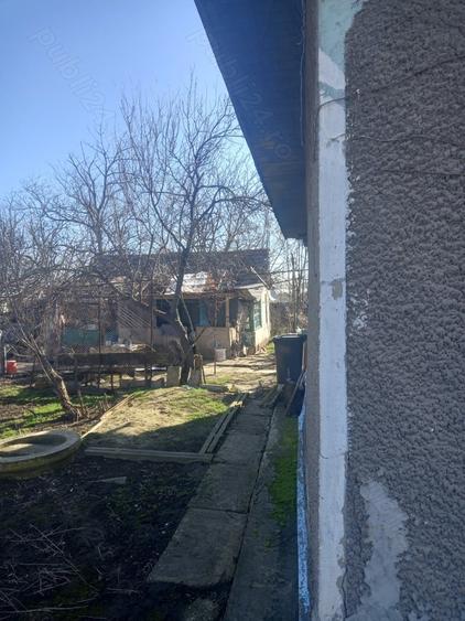 Casă cu Teren 2020 Mp în Dragoș Vodă