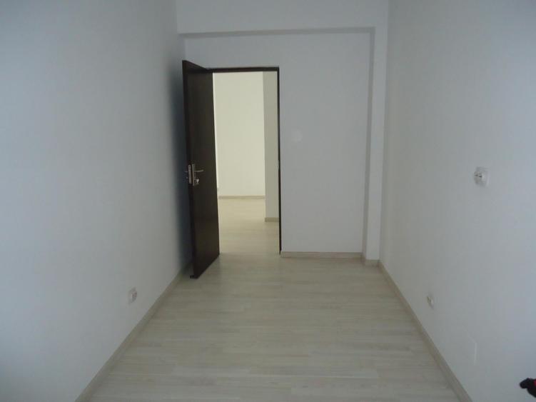 Apartament cu 4 camere în Central