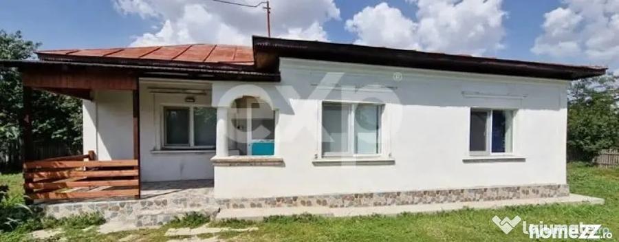 Casă cu 2 camere cu Teren 1274 Mp în Buzoești