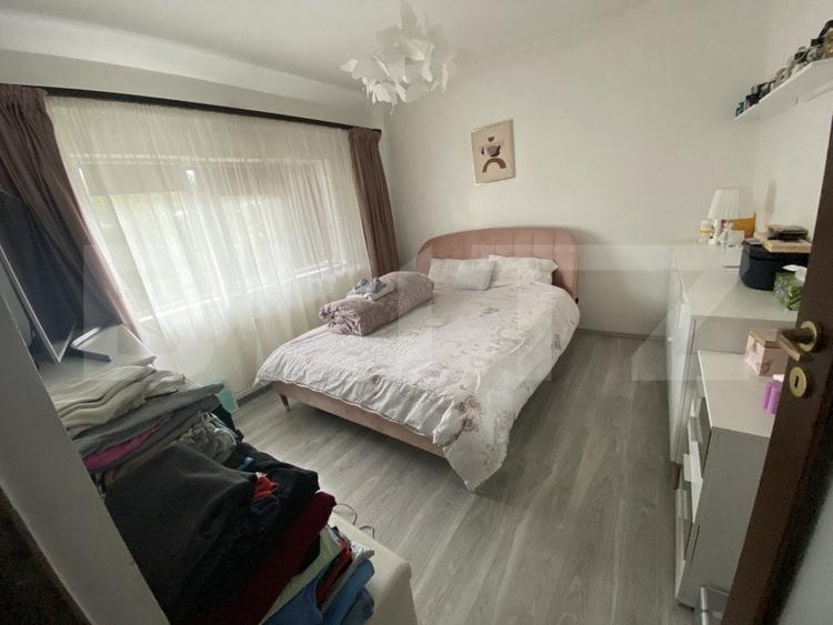 Apartament cu 4 camere decomandat, mobilat în Sud-Est