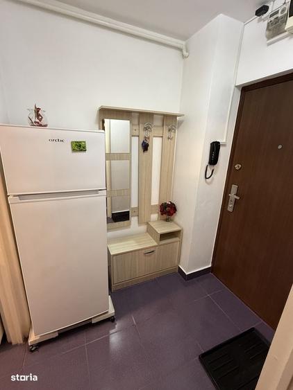 Apartament cu 2 camere semidecomandat în Valea Ialomiței
