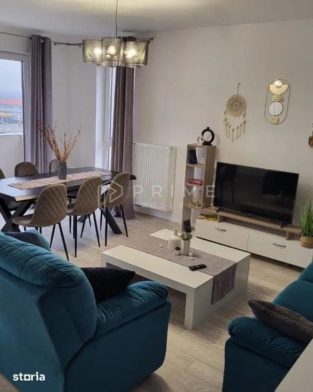 Apartament cu 3 camere decomandat în Libertății