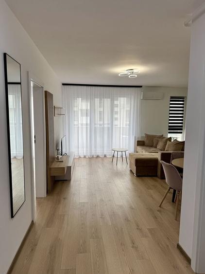 Apartament cu 2 camere decomandat în Central