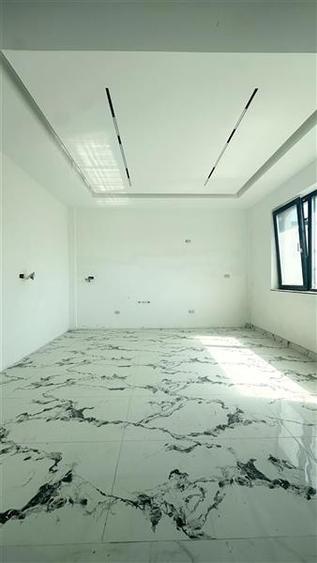 Casă individuală cu 5 camere cu Teren 400 Mp în Nord