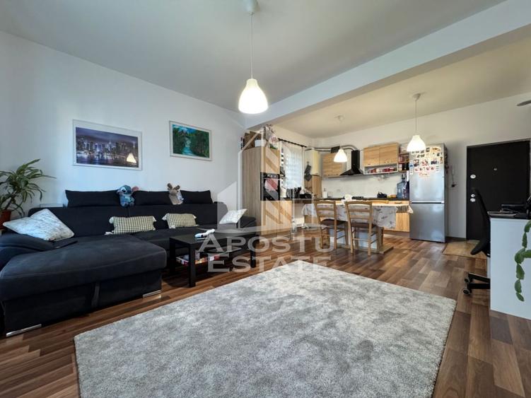 Apartament cu 2 camere semidecomandat, mobilat în Chișoda