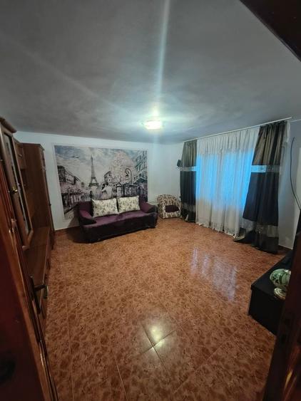 Apartament cu 2 camere decomandat în Radu Negru