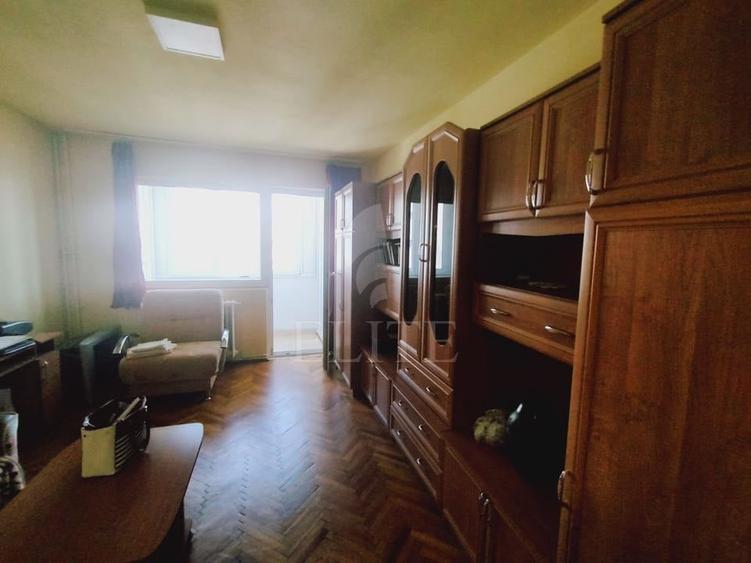 Apartament 2 camere în zona CALEA FLORESTI - 10