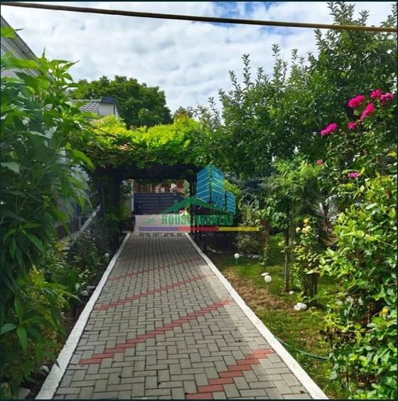 Casă cu 6 camere cu Teren 880 Mp în Ultracentral