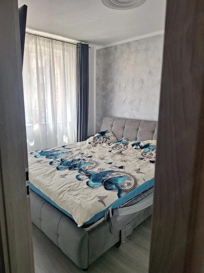 Apartament cu 2 camere decomandat în Chinteni