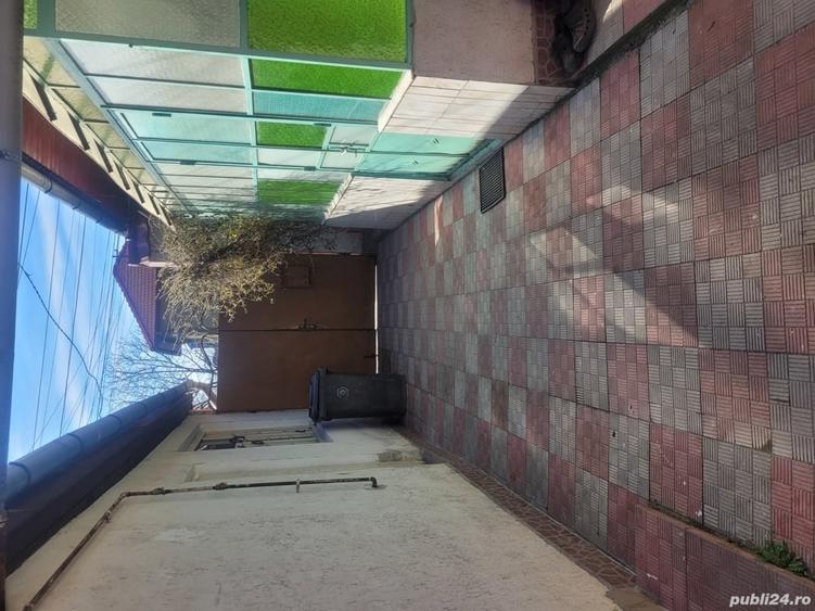 Casă cu 3 camere cu Teren 726 Mp în Central