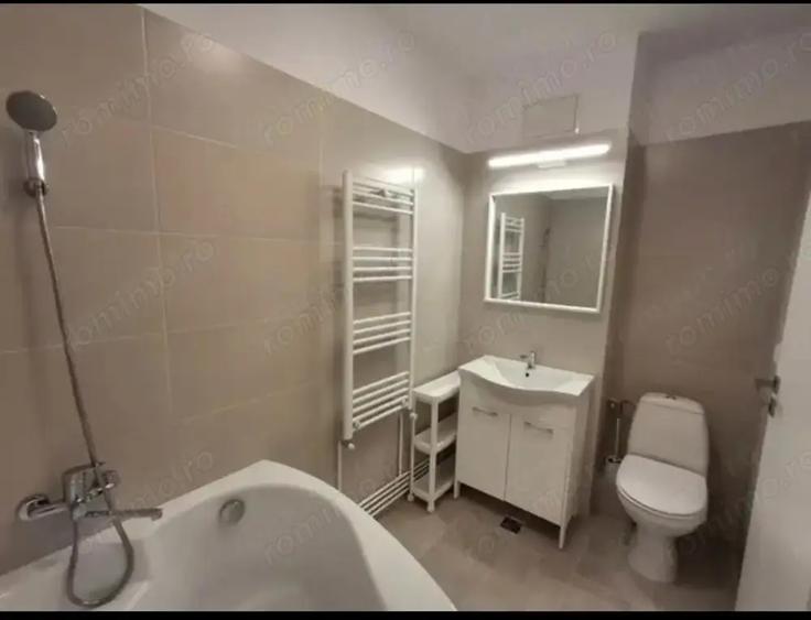 Apartament cu 3 camere semidecomandat, mobilat în Take Ionescu