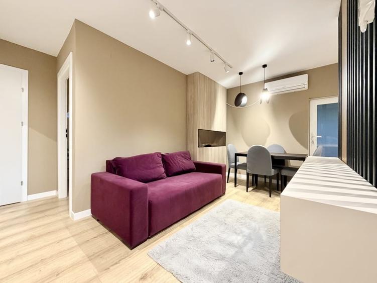Apartament cu 2 camere semidecomandat, mobilat în Zorilor