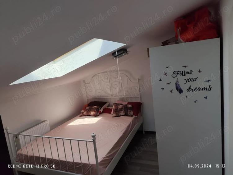 Apartament cu 3 camere decomandat, mobilat în Poarta 6
