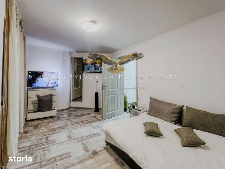 Apartament cu 3 camere semidecomandat, mobilat în Între Lacuri