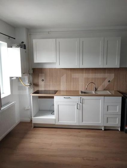 Apartament cu 2 camere semidecomandat, mobilat în Florești — fotografia 1