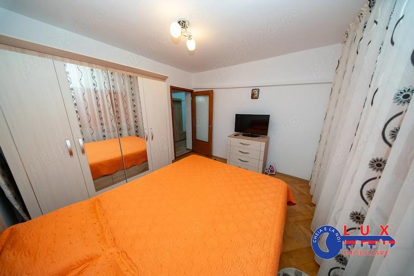 Apartament cu 2 camere decomandat în E3
