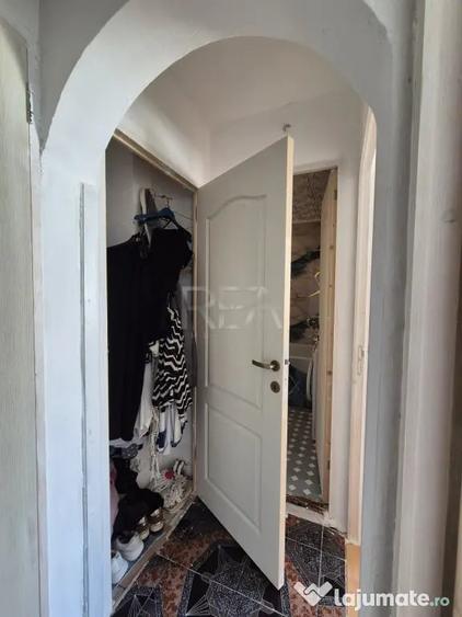 Apartament cu 3 camere decomandat în Basarabia