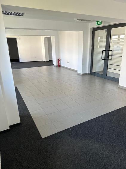 Spațiu comercial, de 12 mp, în Ianca