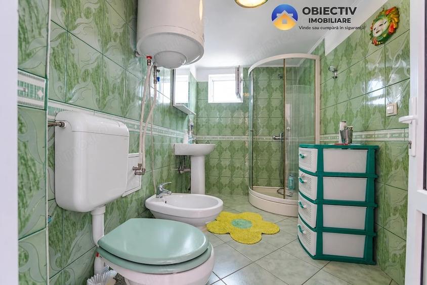 Casă cu 7 camere cu Teren 538 Mp în Ultracentral