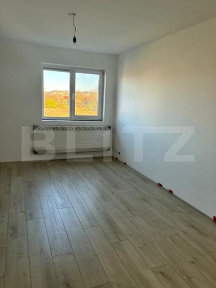 Casă individuală cu 4 camere cu Teren 600 Mp în Sud