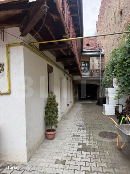 Casă cu 4 camere în Ultracentral
