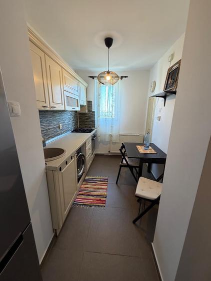 Apartament cu 2 camere decomandat în Dristor