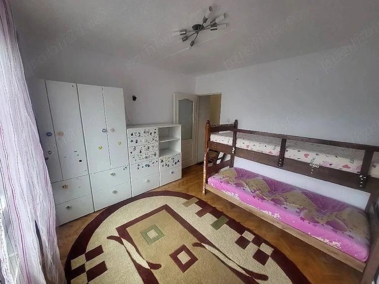 Apartament cu 3 camere decomandat în Unirii