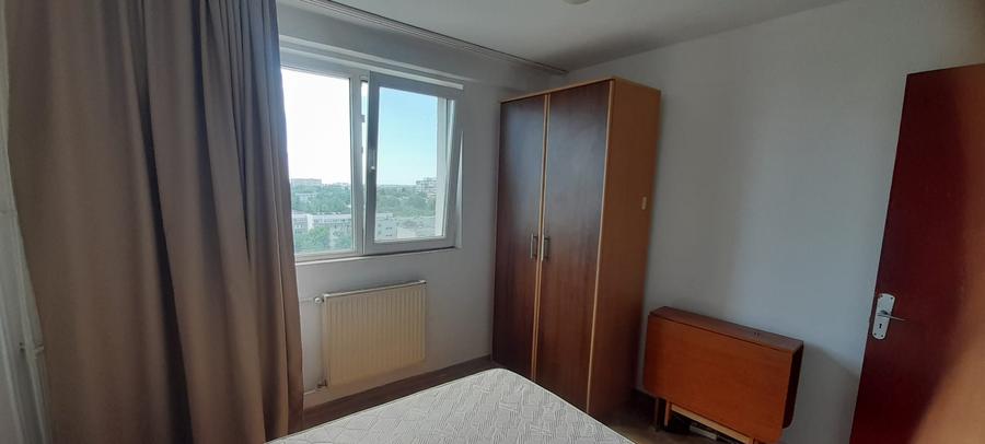 Apartament cu 2 camere decomandat în Drumul Taberei