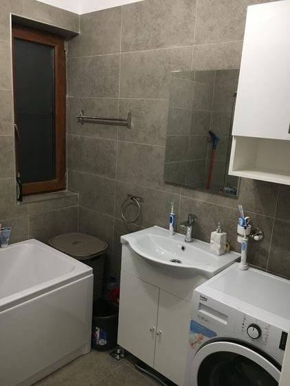 Apartament cu 3 camere în Florești