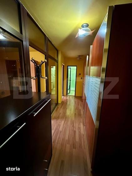 Apartament cu 3 camere în Decebal