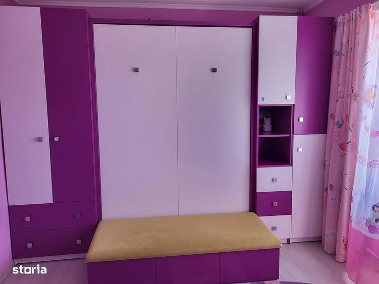 Apartament cu 3 camere decomandat în Rogerius
