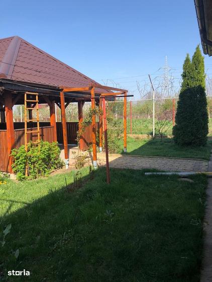 Casă cu 6 camere cu Teren 1500 Mp în Gara de Nord