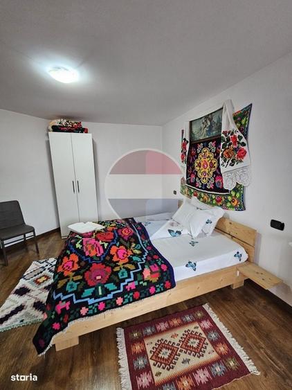 Casă cu 4 camere decomandat în Rona de Jos
