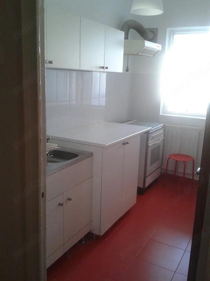 Garsonieră decomandată în Tineretului