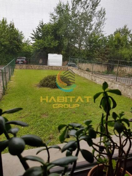 Apartament cu 3 camere decomandat în Văcăresti