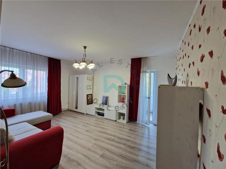 Apartament cu 2 camere decomandat în Dârste