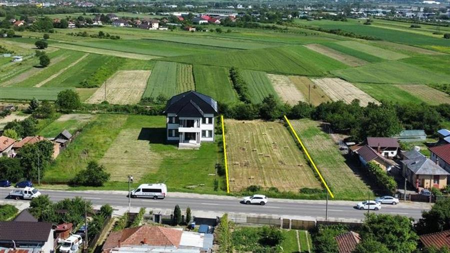 Teren Construcții intravilan de 1895 mp, în Copăcelu